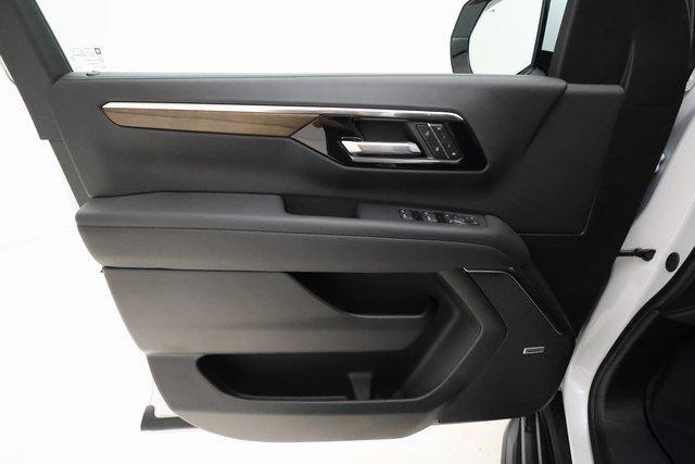 used 2025 Chevrolet Suburban car, priced at $83,999