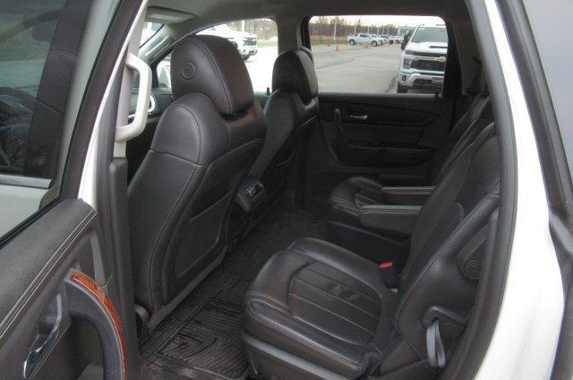 used 2014 Chevrolet Traverse car, priced at $11,399