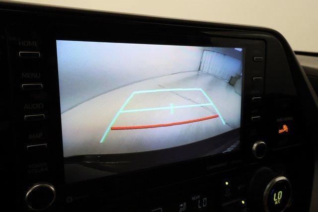 used 2020 Toyota Highlander Hybrid car, priced at $30,000
