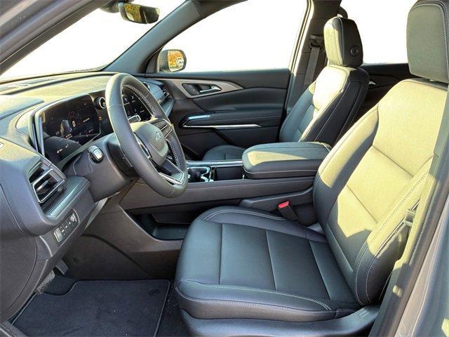 new 2026 Chevrolet Traverse car, priced at $49,504