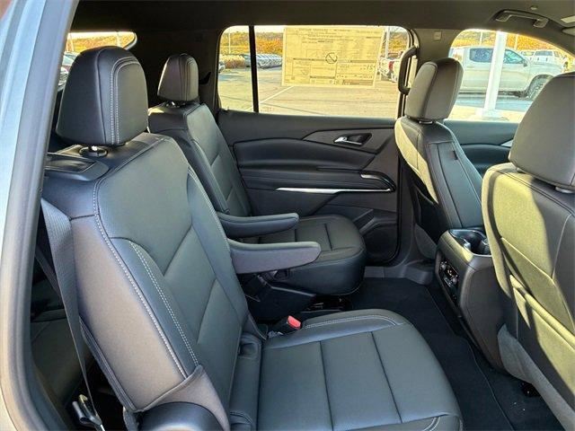 new 2026 Chevrolet Traverse car, priced at $49,504