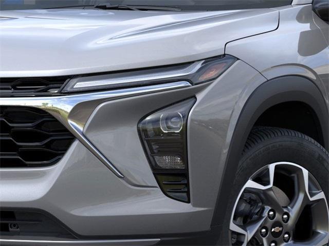 new 2025 Chevrolet Trax car, priced at $25,735