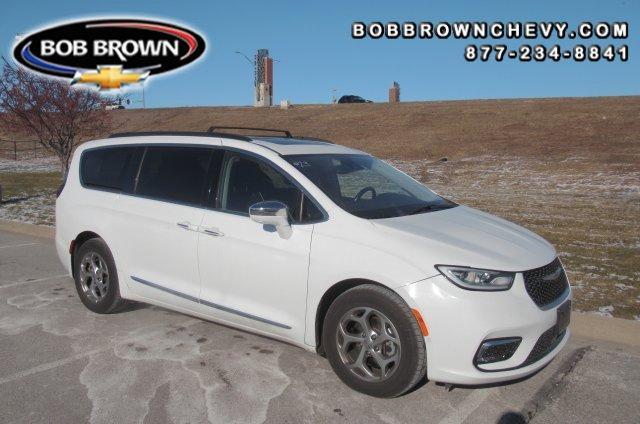 used 2022 Chrysler Pacifica car, priced at $27,500