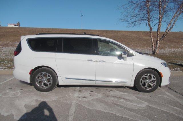 used 2022 Chrysler Pacifica car, priced at $27,500