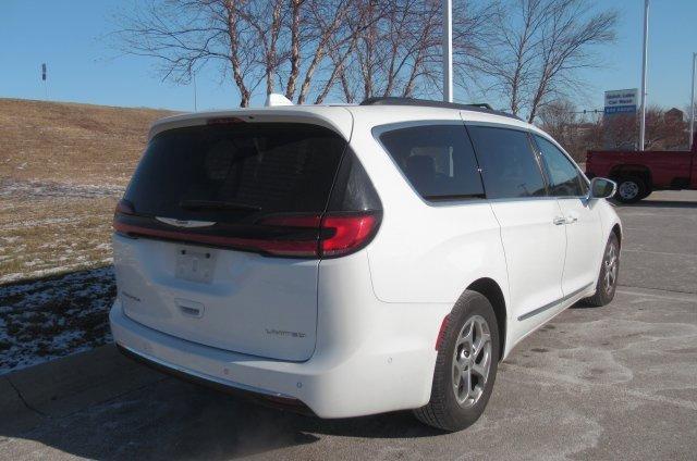 used 2022 Chrysler Pacifica car, priced at $27,500