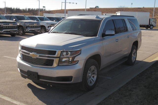 used 2019 Chevrolet Suburban car, priced at $27,990