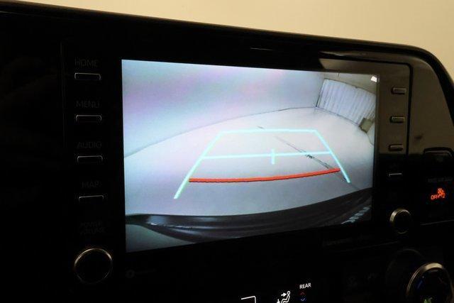 used 2022 Toyota Highlander Hybrid car, priced at $31,700