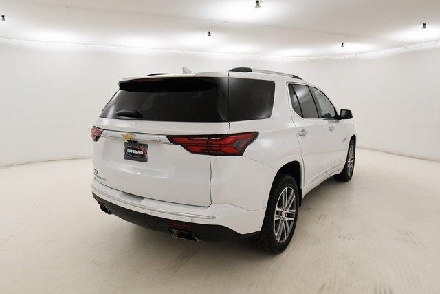 used 2023 Chevrolet Traverse car, priced at $40,990