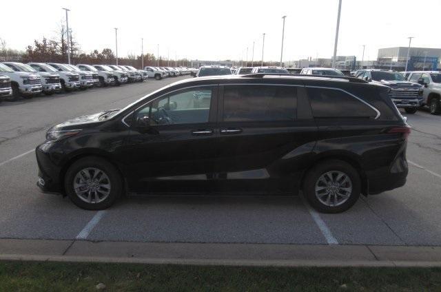 used 2022 Toyota Sienna car, priced at $40,399