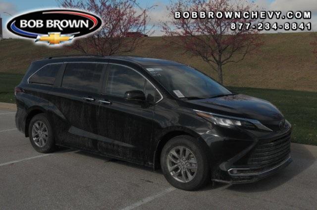 used 2022 Toyota Sienna car, priced at $40,399