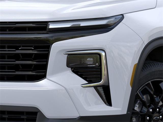 new 2026 Chevrolet Traverse car, priced at $50,625