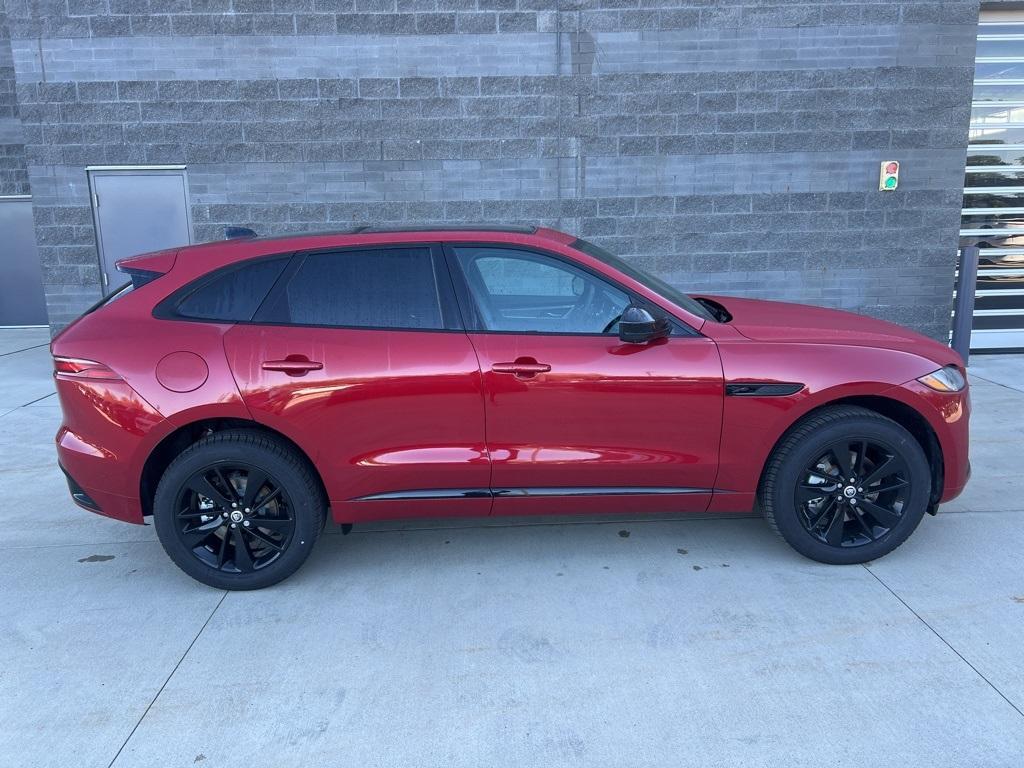 new 2025 Jaguar F-PACE car, priced at $70,358