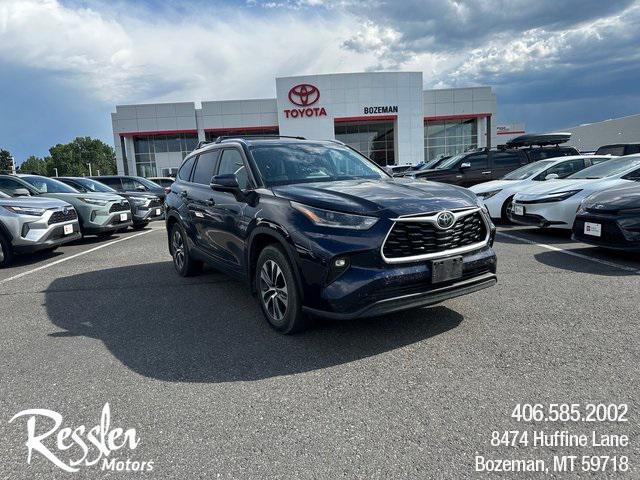 used 2021 Toyota Highlander car, priced at $30,990