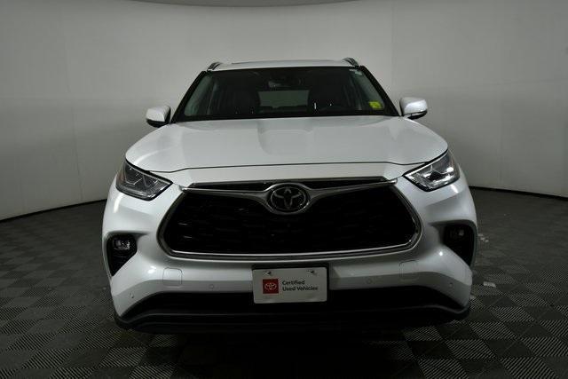 used 2022 Toyota Highlander car, priced at $42,990