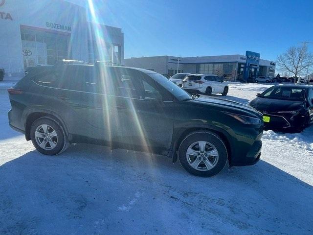 used 2023 Toyota Highlander Hybrid car, priced at $39,490