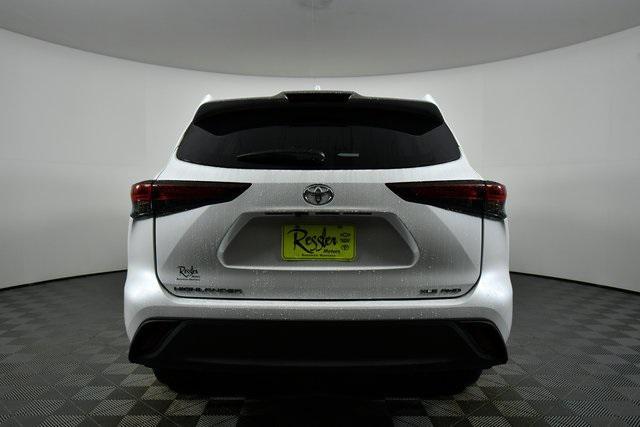 new 2025 Toyota Highlander car, priced at $46,118