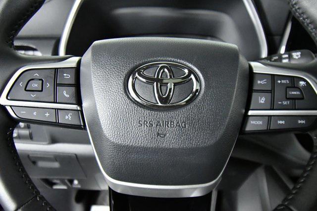 used 2024 Toyota Highlander car, priced at $45,990