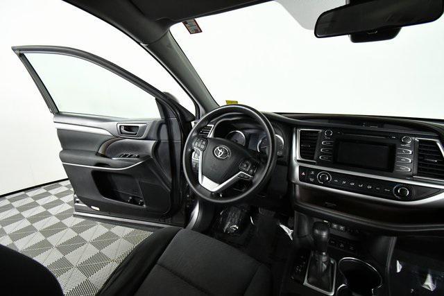 used 2019 Toyota Highlander car, priced at $19,990