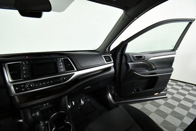 used 2019 Toyota Highlander car, priced at $19,990