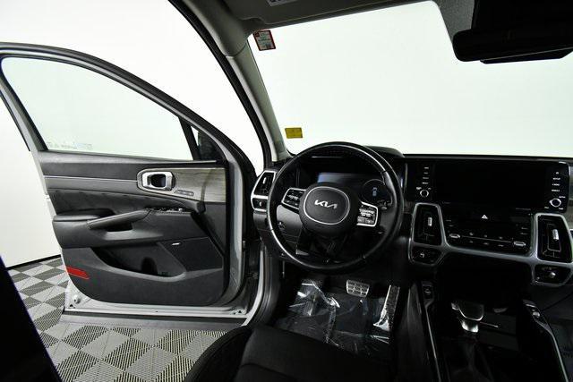 used 2022 Kia Sorento car, priced at $30,991