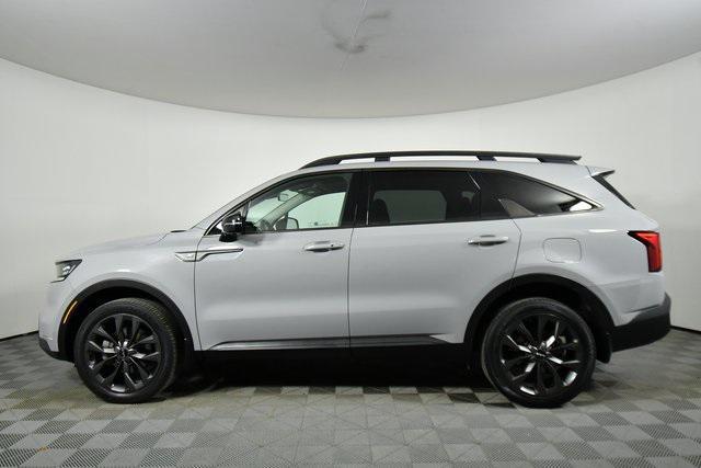 used 2022 Kia Sorento car, priced at $30,991