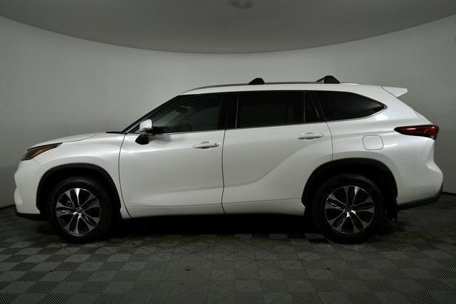 used 2021 Toyota Highlander car, priced at $33,990