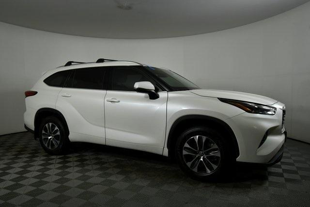 used 2021 Toyota Highlander car, priced at $33,990