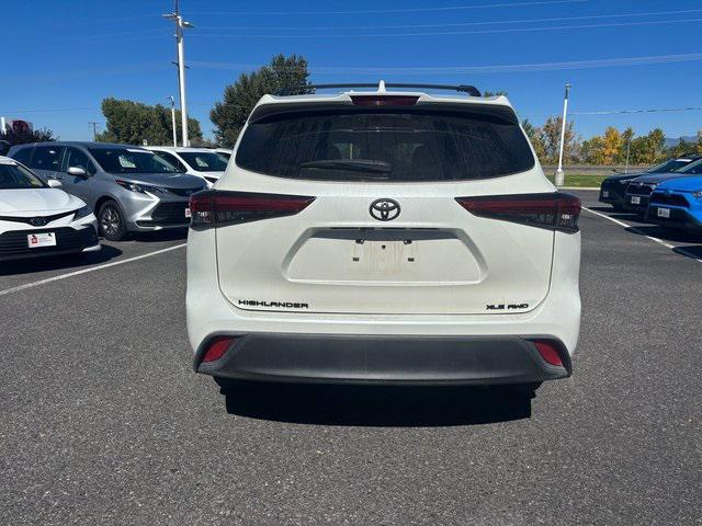 used 2021 Toyota Highlander car, priced at $31,490