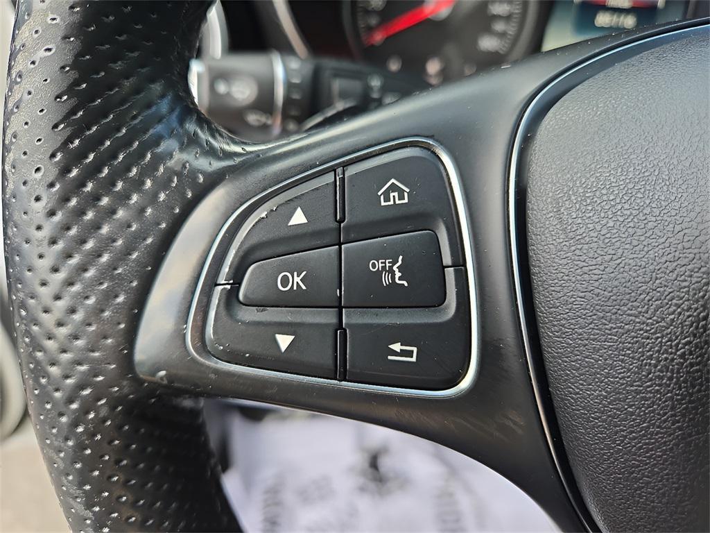 used 2019 Mercedes-Benz GLC 300 car, priced at $17,977