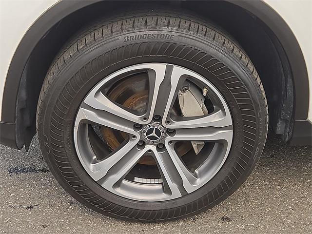used 2019 Mercedes-Benz GLC 300 car, priced at $20,927