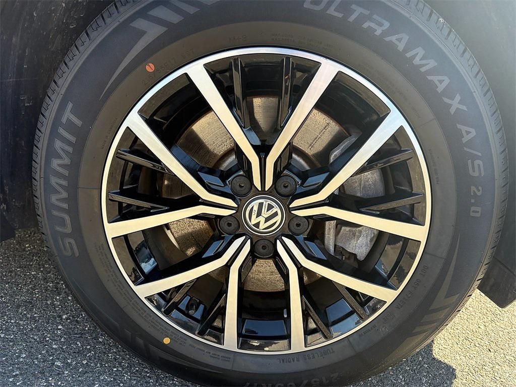 used 2021 Volkswagen Tiguan car, priced at $19,977