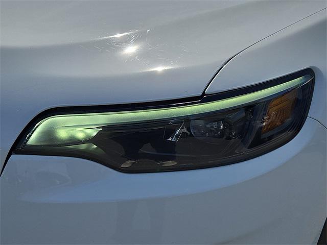 used 2020 Jeep Cherokee car, priced at $21,227