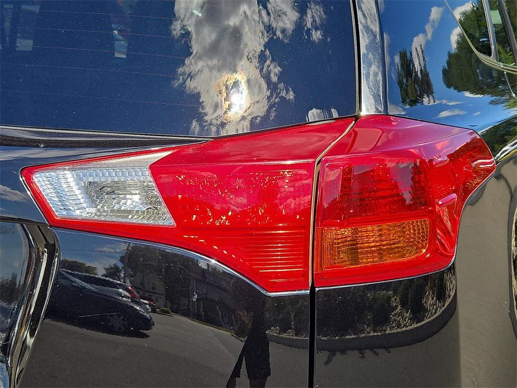 used 2014 Toyota RAV4 car, priced at $13,477