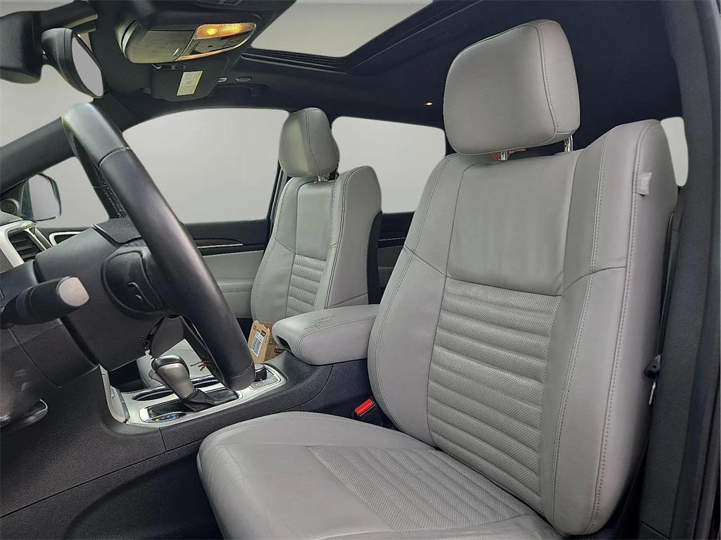 used 2018 Jeep Grand Cherokee car, priced at $16,977