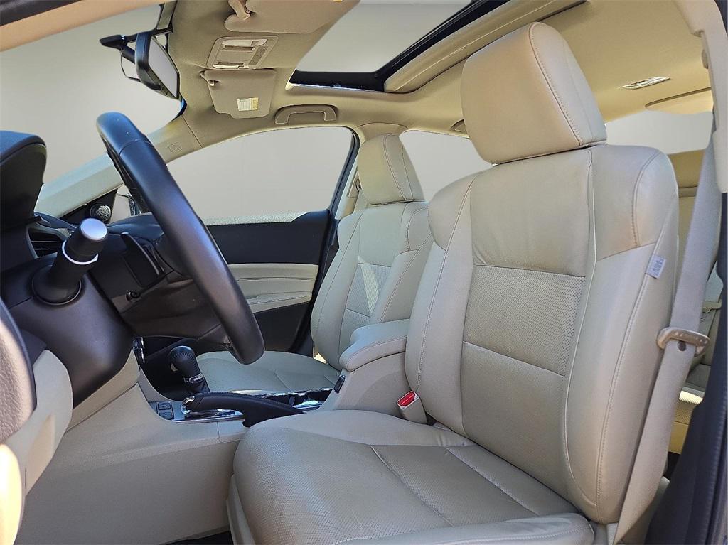 used 2015 Acura ILX car, priced at $13,677