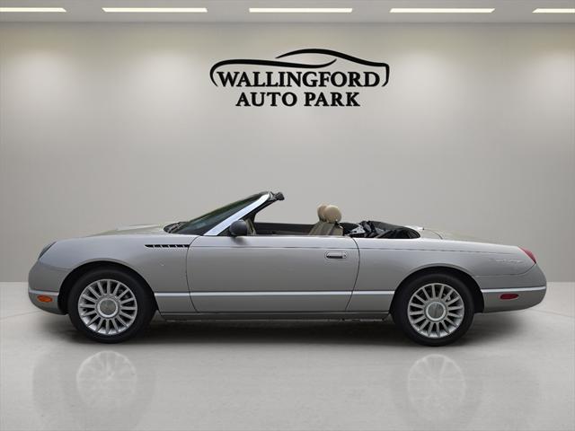 used 2004 Ford Thunderbird car
