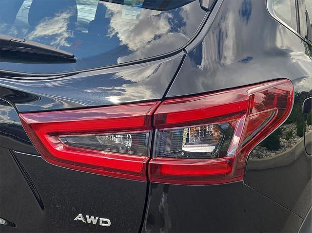 used 2020 Nissan Rogue Sport car, priced at $14,977
