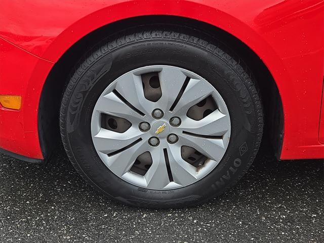 used 2016 Chevrolet Cruze Limited car, priced at $7,977