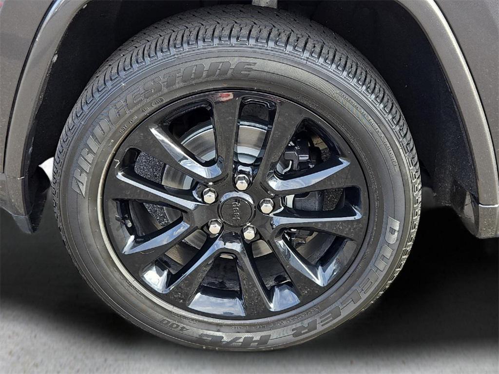 used 2020 Jeep Grand Cherokee car, priced at $29,977