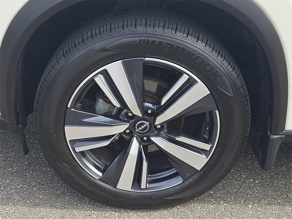 used 2022 Nissan Rogue car, priced at $26,677