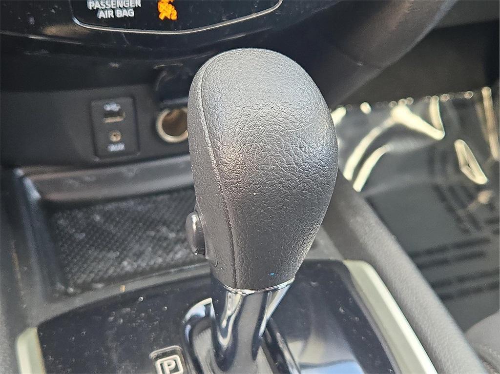 used 2016 Nissan Rogue car, priced at $10,977