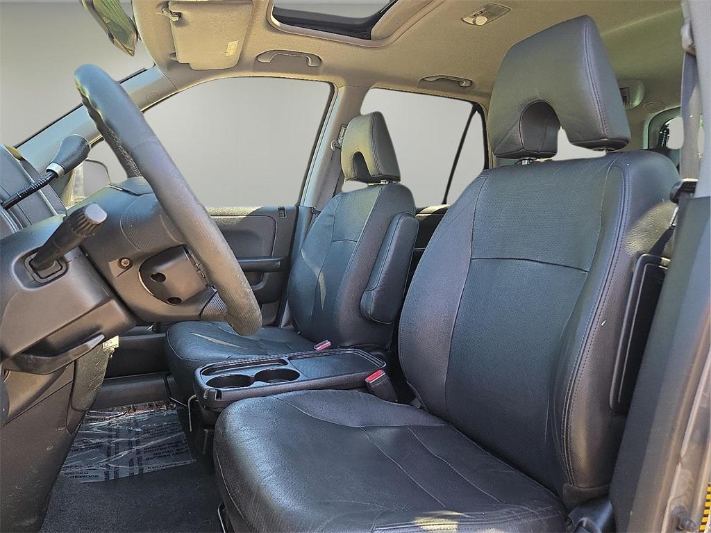 used 2005 Honda CR-V car, priced at $8,977