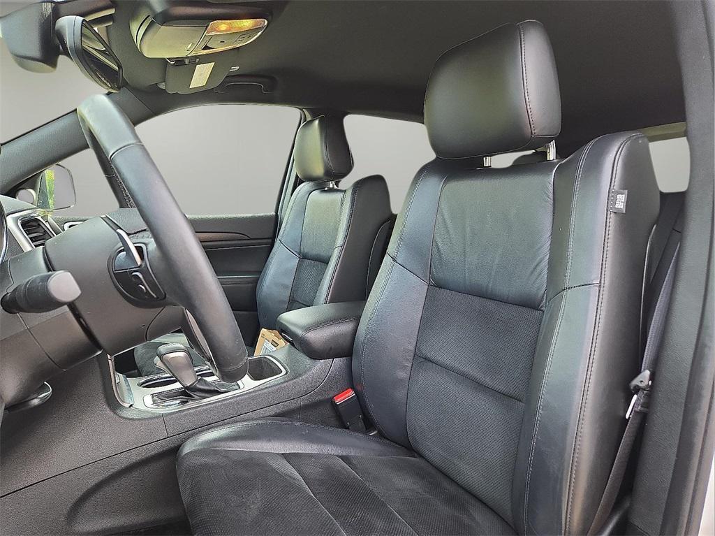 used 2017 Jeep Grand Cherokee car, priced at $14,577