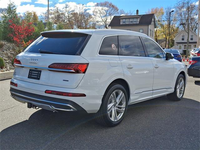 used 2021 Audi Q7 car, priced at $30,500