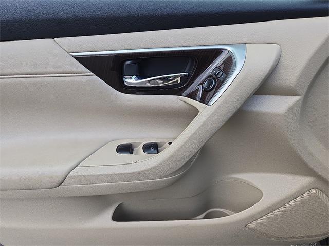 used 2013 Nissan Altima car, priced at $12,227