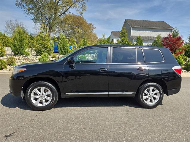 used 2013 Toyota Highlander car, priced at $14,227