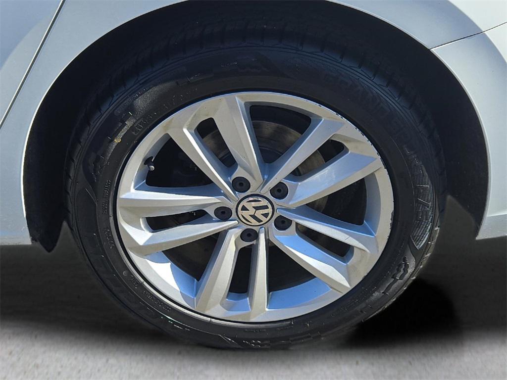 used 2020 Volkswagen Passat car, priced at $13,977