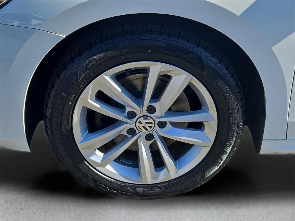 used 2020 Volkswagen Passat car, priced at $13,977