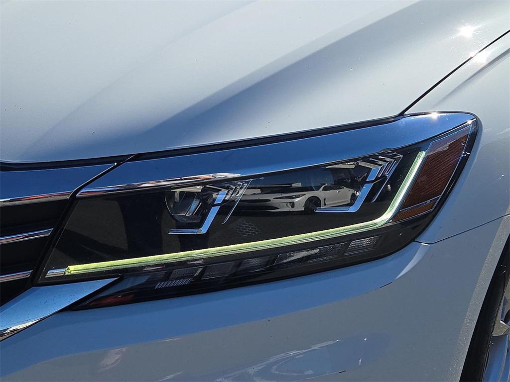 used 2020 Volkswagen Passat car, priced at $13,977