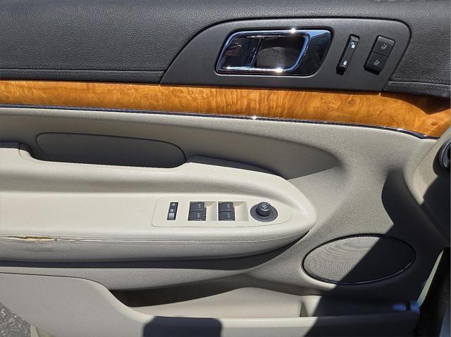 used 2011 Lincoln MKT car, priced at $10,977